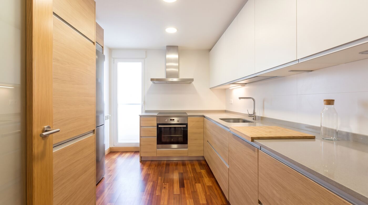 Cuina amb fustes clares